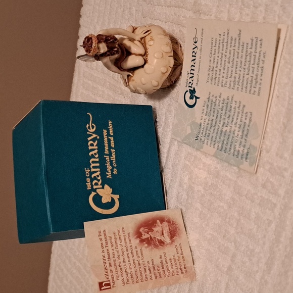 Isle of Gramarye.  Helleborine. - Picture 1 of 9